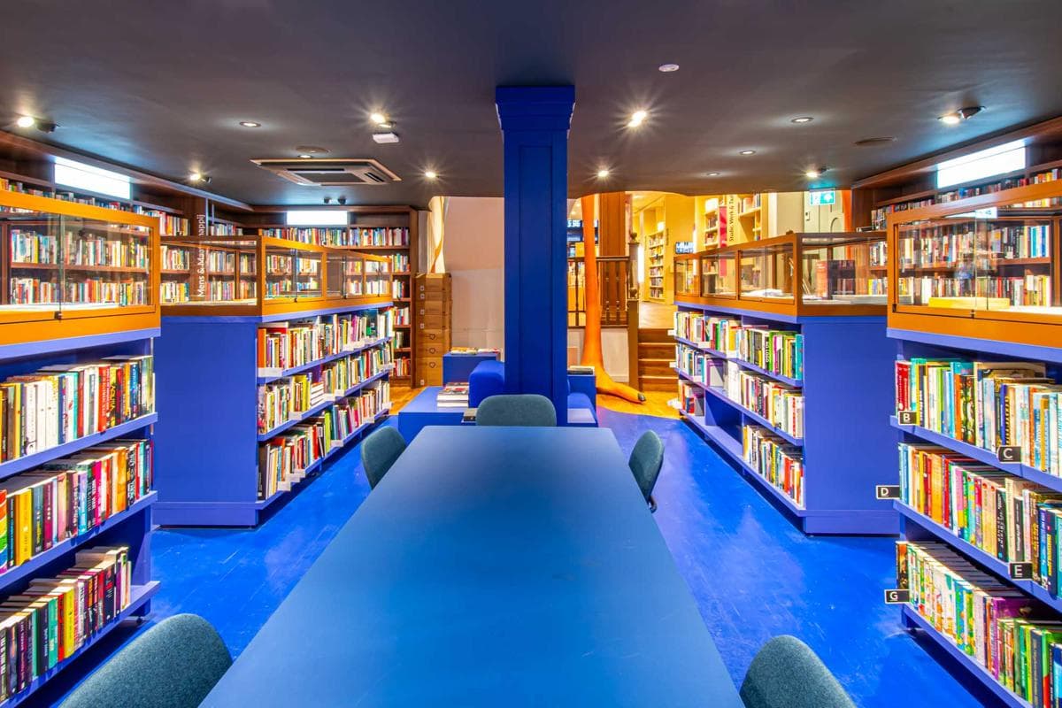 Boekenwinkel Paagman Den Haag — foto 1