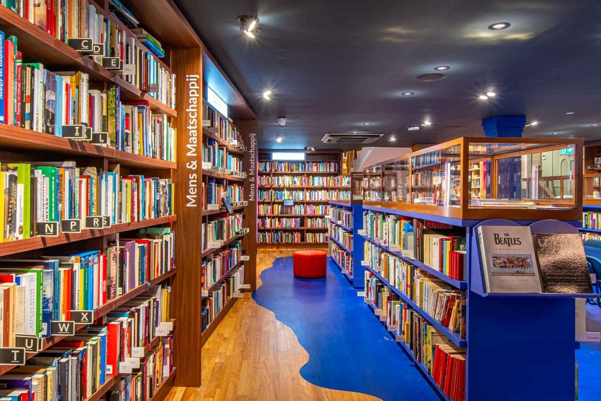 Boekenwinkel Paagman Den Haag — foto 3