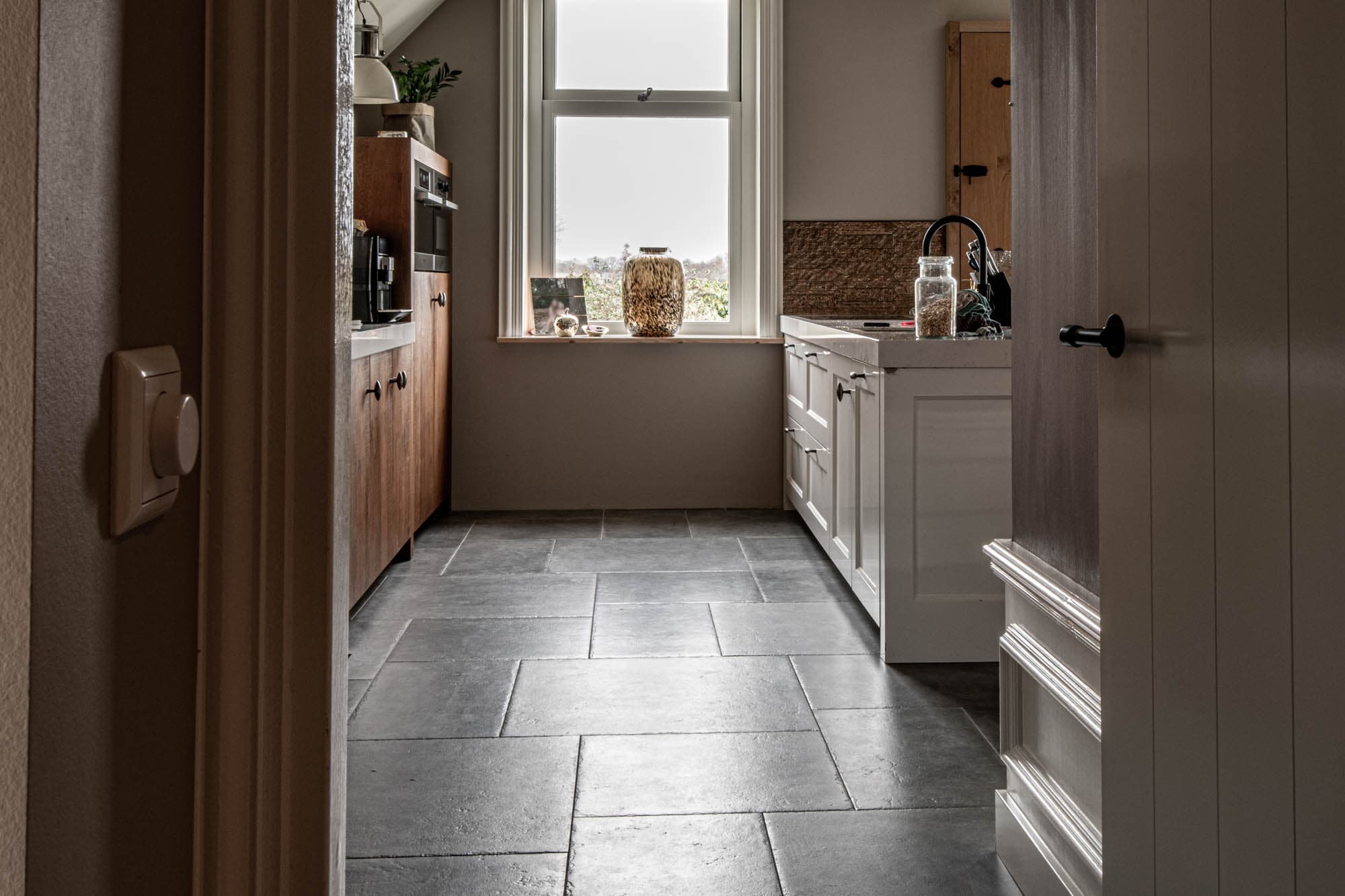 Schilderwerk voor The Social Hub in Den Haag